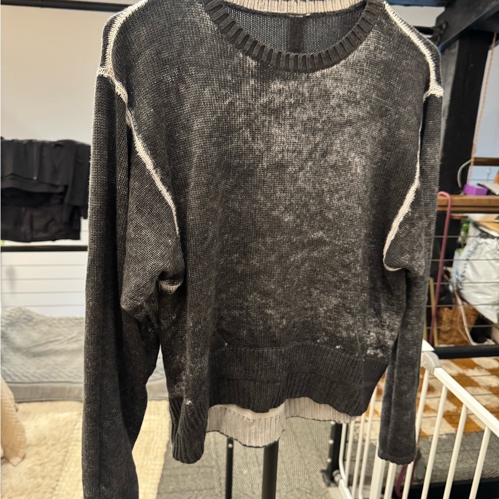 Lululemon Black and Gray Knit Sweater